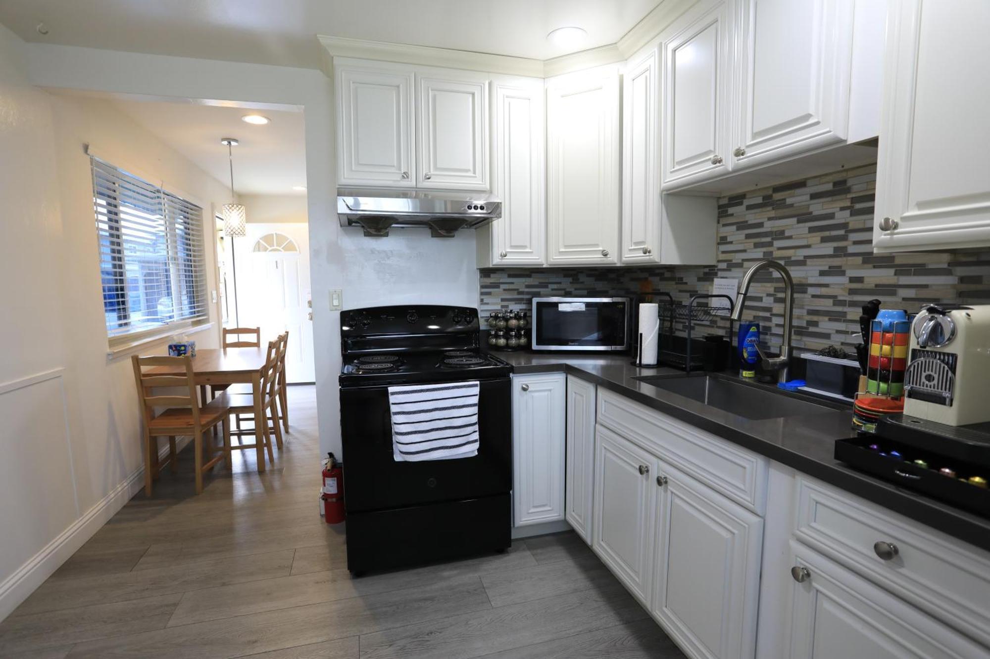 2Br Apt With Brand New Super Quite Ac, Washer, Dryer, Free Ev Station, Free Parking In Cupertino Σανιβέιλ Εξωτερικό φωτογραφία