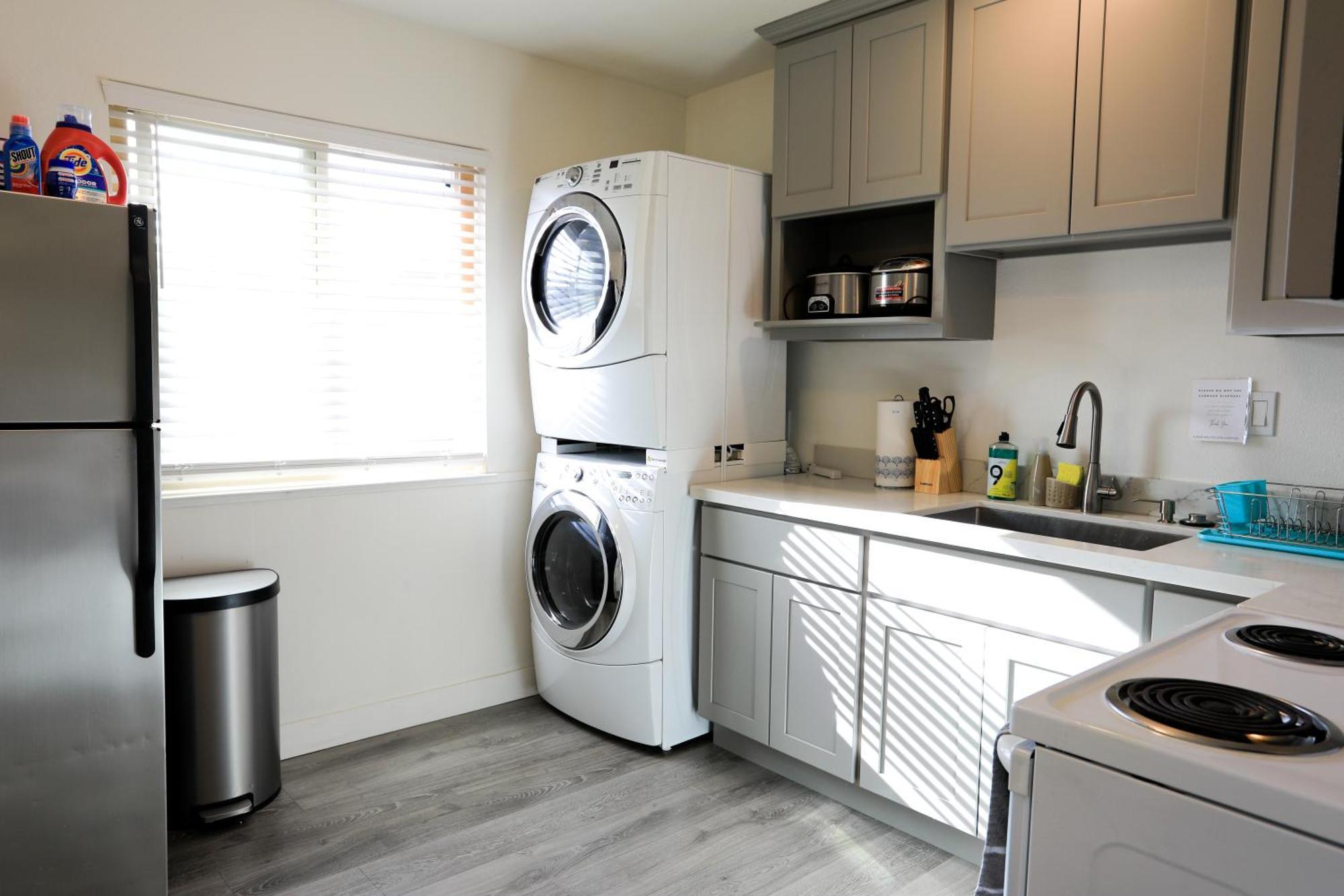 2Br Apt With Brand New Super Quite Ac, Washer, Dryer, Free Ev Station, Free Parking In Cupertino Σανιβέιλ Εξωτερικό φωτογραφία