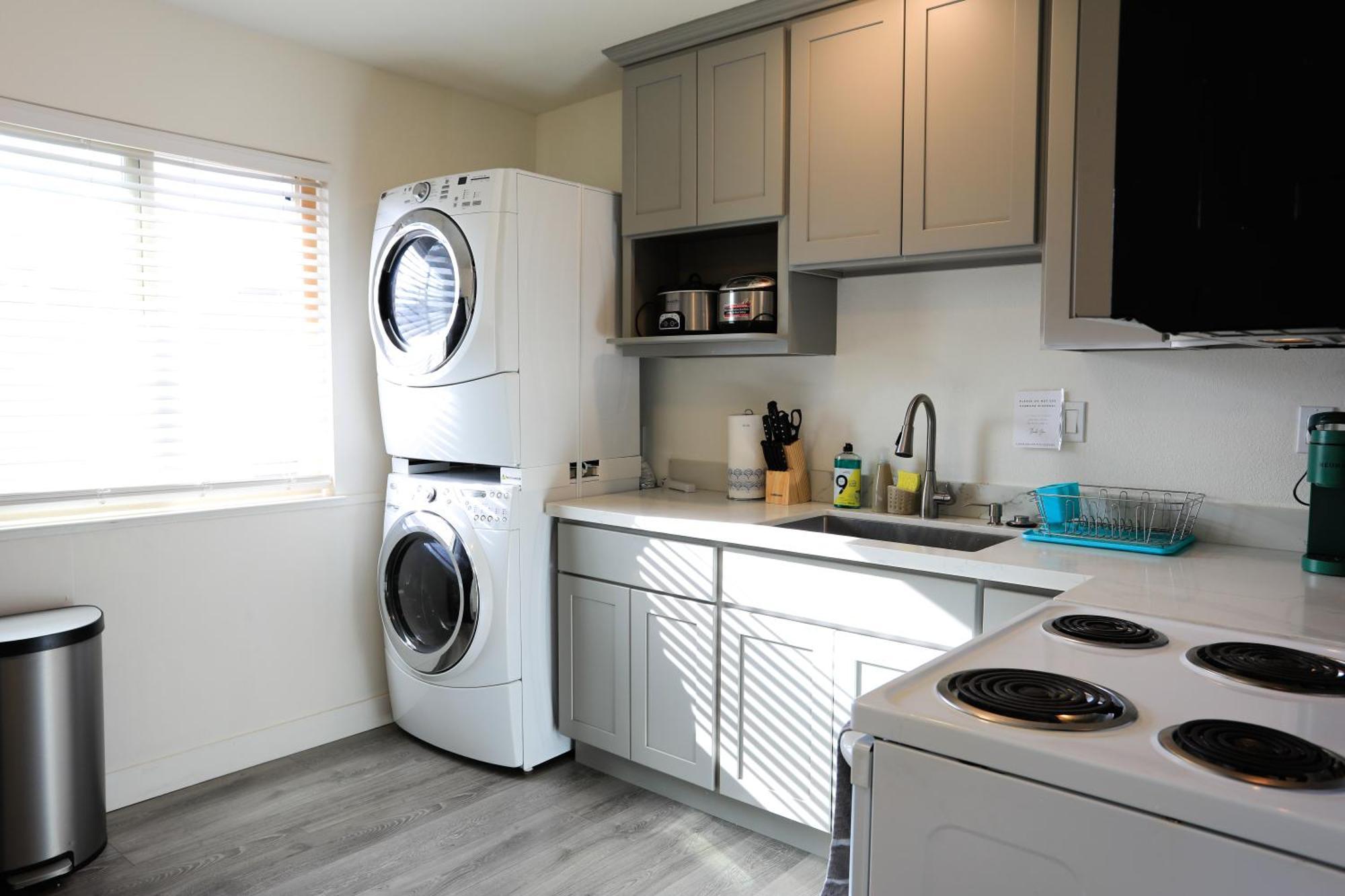 2Br Apt With Brand New Super Quite Ac, Washer, Dryer, Free Ev Station, Free Parking In Cupertino Σανιβέιλ Εξωτερικό φωτογραφία